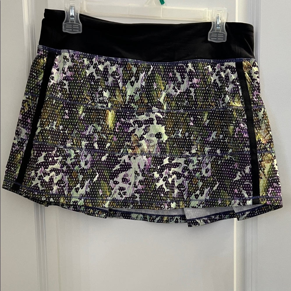 Lululemon Athletica Black and Purple Mini Skirt